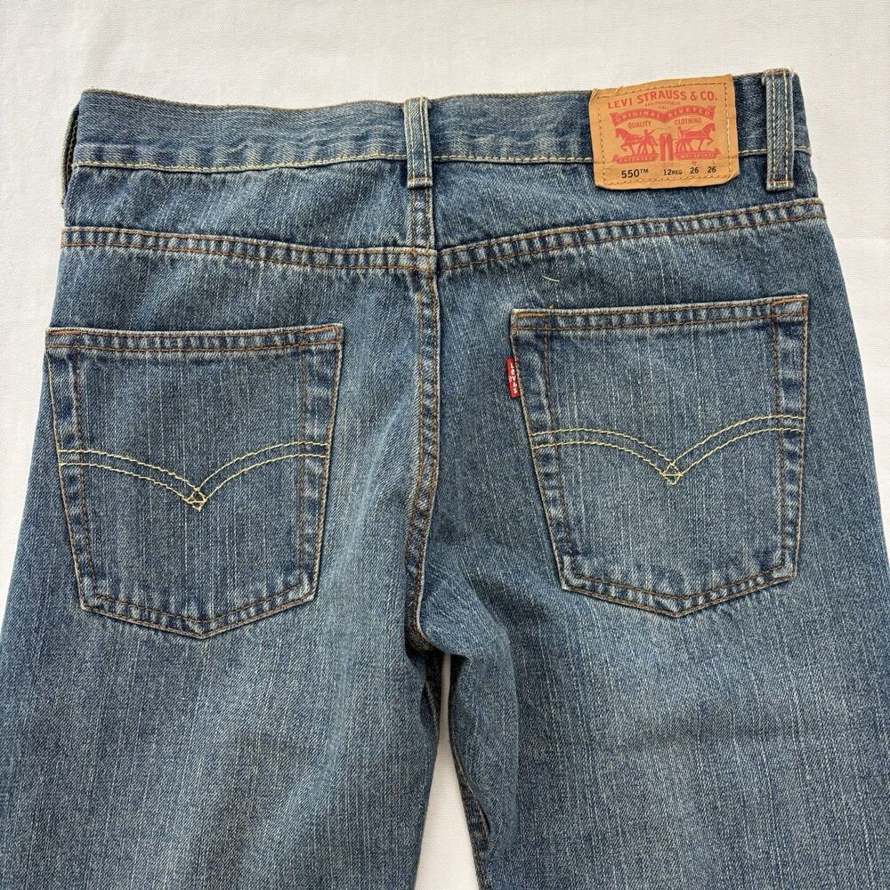 Levi's 550 Relaxed Fit Jeans Boys Size 12 Reg W26 x L26 Blue Denim - Picture 6 of 9